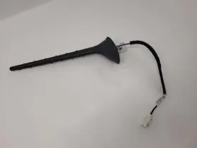 645.ch9418 2017-2022 Jeep Compass Rear Roof Whip Antenna Module Oem