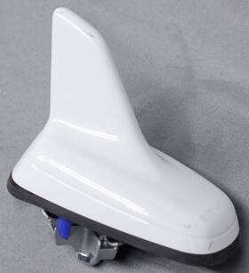 Audi 4g0-035-503-d Oem A5 Coupe S5 Antenna White Scratches