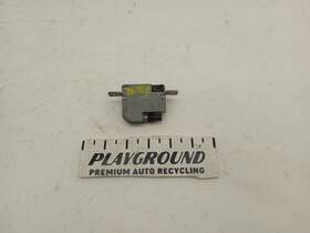 Audi 645.au1k01 Tt Mk1 8n Coupe Radio Stereo Antenna Booster Module Fits 2000-2006 00 01 02
