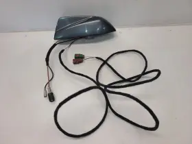 645.au1p04 Audi 2004 A6 Wagon Roof Antenna Gray - Lx7z