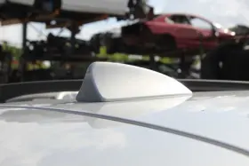 645.bm1304 Bmw Roof Mounted Shark Fin Antenna 2004-2010 X3
