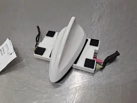 645.bm1318 Bmw 18 2018 330i Oem Antenna White