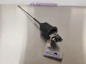 645.bm1z00 Bmw 00 2000 Z3 Roadster Left Driver Quarter Antenna With Receiver Below