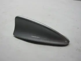 6924340 Bmw 2005 745li E66 - Rear Roof Shark Fin Antenna Cover Titanium Silver