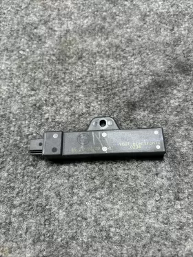 9220831-02 Bmw 09-15 5 7 Series Keyless Access Entry Sensor Antenna 922083102 Oem And Pflo B2
