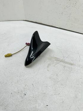 Buick 22797719 2012-2014 Verano Shark Fin Antenna Black Oem Roof Mount S12