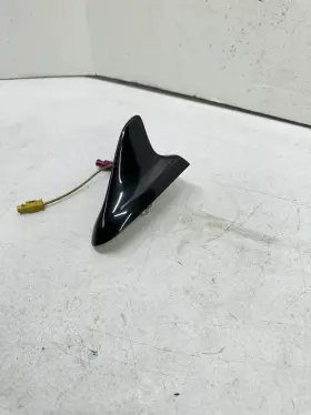 22797719 Buick 2012-2014 Verano Shark Fin Antenna Black Oem Roof Mount S12