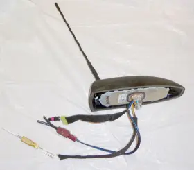 42359556 Buick 2015-2022 Encore Roof Mounted Radio Antenna With Mast - Oem