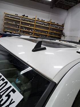 Cadillac 645.gm6i07 2007 Escalade Ext/extended Antenna Sku#4380637