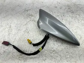 84746000 Cadillac 2020-2025 Ct5 Rear Roof Upper Exterior Shark Fin Antenna Gray