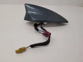 23425364 Chevrolet 2016-2021 Malibu Shark Fin Roof Mounted Antenna