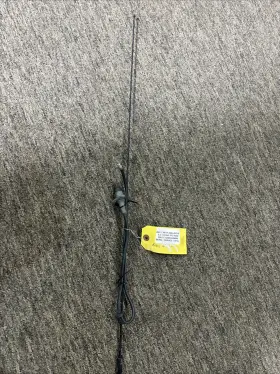 45021395 Chevrolet 2005 Chevy Avalanche Radio Antenna Assembly R5