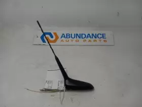 645.gm1h13 Chevrolet Radio Antenna Base Mast Fits Sonic 2013 Oem 13317582