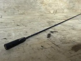 10136715 Chevy 31 Inch Antenna Black For Silverado 1500 1992-2006 Female