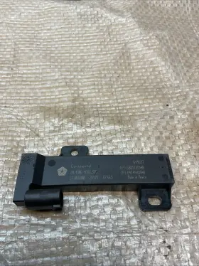 675000207 Continental 2014-2017 Maserati Quattroporte Keyless Entry Smart Key Antenna Module Oem