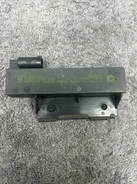 P68067753aa Continental Maserati Levante Keyless Entry Smart Key Antenna Module 2017 - 2020