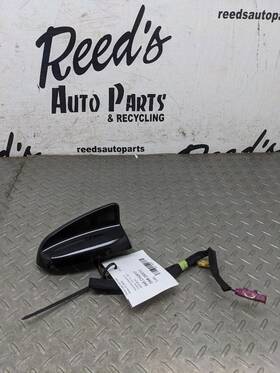 Dodge 645.ch2r17 2017-2023 Charger Rear Roof Exterior Shark Fin Antenna Module And Co 118