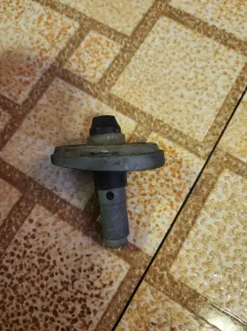 4l5z-18936-ba Ford Genuine Oem Radio Antenna Base 4l5z18936ba - Used