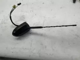 645.fd1g17 Ford 16 17 18 Focus 2.0 Fwd Sedan Se Exterior Roof Antenna Oem B