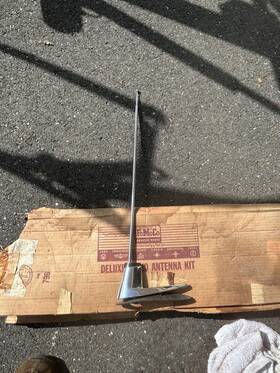 Ford B9a-18813-a Nos Oem 1957-1958 Fairlane Deluxe Rear Antenna B7a-18813-a-no Cable/gasket