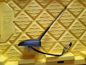Cm5t-19g461-be Ford Cm5t19g461be 2011-2015 Explorer Sync Radio Antenna Roof Mounted Oem