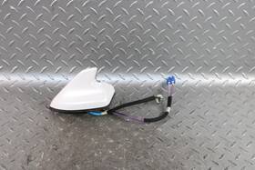 Ford Jb5t19g461ae 16-19 Explorer White Roof Overhead Radio Ausio Stereo Shark Fin Antenna Unit Oem