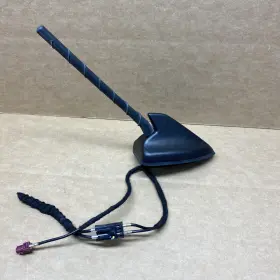 Mcpt-19q461-fb Ford 2022 - 2024 Maverick Roof Radio Shark Fin Antenna Oem Mcpt19q461fb