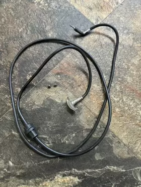 22062583 General Motors 1982-88 Camaro Firebird Trans Am Power Antenna Cable To Radio Oem Gm