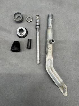 General Motors Gm 387721 1965-1970 Oldsmobile Eighty Eight Radio Antenna Base Fender Mount