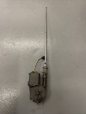Gm 5045511 1965 1966 Corvette Original C2 Power Antenna