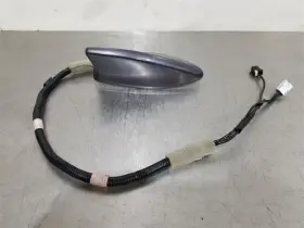 645.ho1m17 Honda 17 2017 Cr-v Antenna