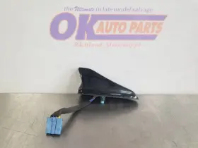 645.hy1223 Hyundai 23 2023 Santa Fe Antenna