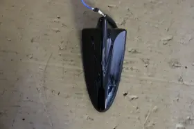 96210-2m120yb6 Hyundai 2013 14 15 2016 Genesis Coupe Bk2 Roof Shark Fin Antenna/