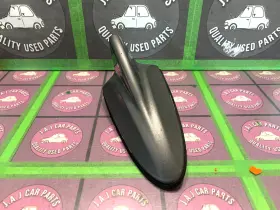 96210-2m160-u6g Hyundai 2012 Genesis Coupe Roof Shark Fin Antenna With Nav Oem