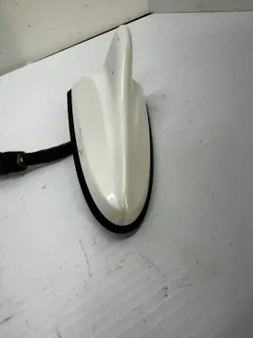 96210-c2500-ww8 Hyundai 2015-2019 Sonata Shark Fin Roof Antenna White Oem