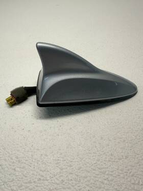 Hyundai 962104r800v7s 11 15 Sonata Hybrid Shark Fin Antenna Silver Oem 242142