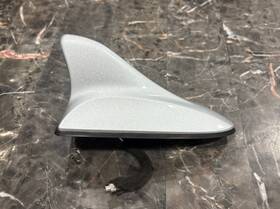 Hyundai 96250-2m1001nc 2012 Genesis Coupe Roof Shark Fin Antenna 96250-2m1001 Oem Grey