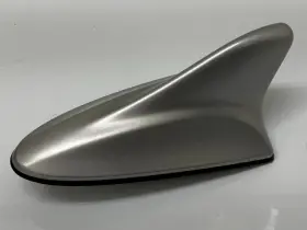 96555-3m500nny Hyundai 2009-2014 Genesis Sedan Oem Shark Fin Antenna Silver