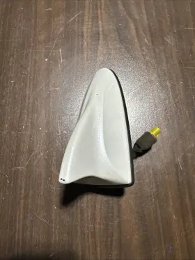 A1109020139 Hyundai Sonata Roof Mounted Radio Antenna White 11 12 13