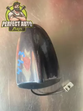 19-d202b Infiniti 2008 - 2013 G35 G37 Upper Roof Shark Fin Radio Antenna Oem