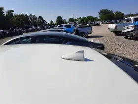 645.in1q17 Infiniti 17 2017 Q70 Oem Roof Mounted Shark Fin Antenna White