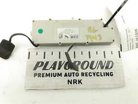 Jaguar 645.ja1s06 Xj8 Xj8l X350 Radio Antenna Amplifier 2w9318c847ad Fits 04-07