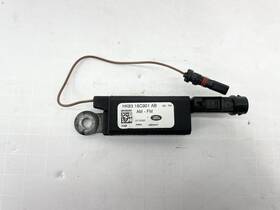 Jaguar Hk8318c901ab A17-1832 2017-2019 F-pace Am-fm Antenna Amp Control Module