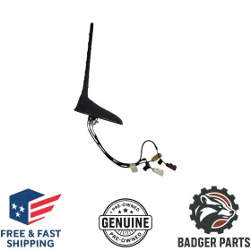00520825970 Jeep 2015-2023 Renegade Rear Roof Mounted Antenna Oem
