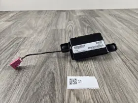 P68260799ab Jeep Compass 2017-2024 Antenna Remote Start And Keyless 68260799ab Oem