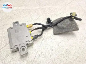 M9d314e400cb Land Rover 2020-23 Defender 110 Antenna Amplifier Module L663
