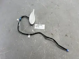 10699 Lexus 2014-2021 Is200t Radio Satellite Shark Fin Roof Antenna Color-085 White