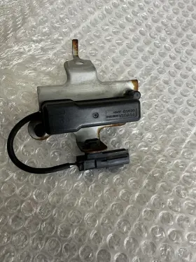8976b33010 Lexus 2013-2018 Es300h Es350 Tire Pressure Monitoring Sensor Antenna Module Oem