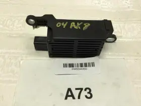 645.mz1x04 Mazda 2004 Rx8 Audio Antenna Apmlifier Noise Filter Oem
