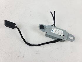 Mazda Bjs7-66-9n0 14-18 3 Antenna Amplifier Cable Control Wire Wiring Module Unit Oem